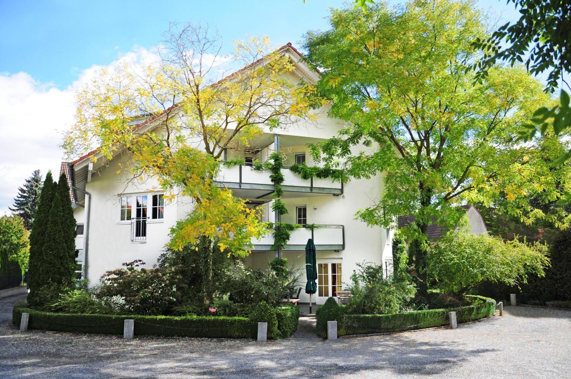 Hotel Krone Ueberlingen Am Ried Singen Eksteriør billede