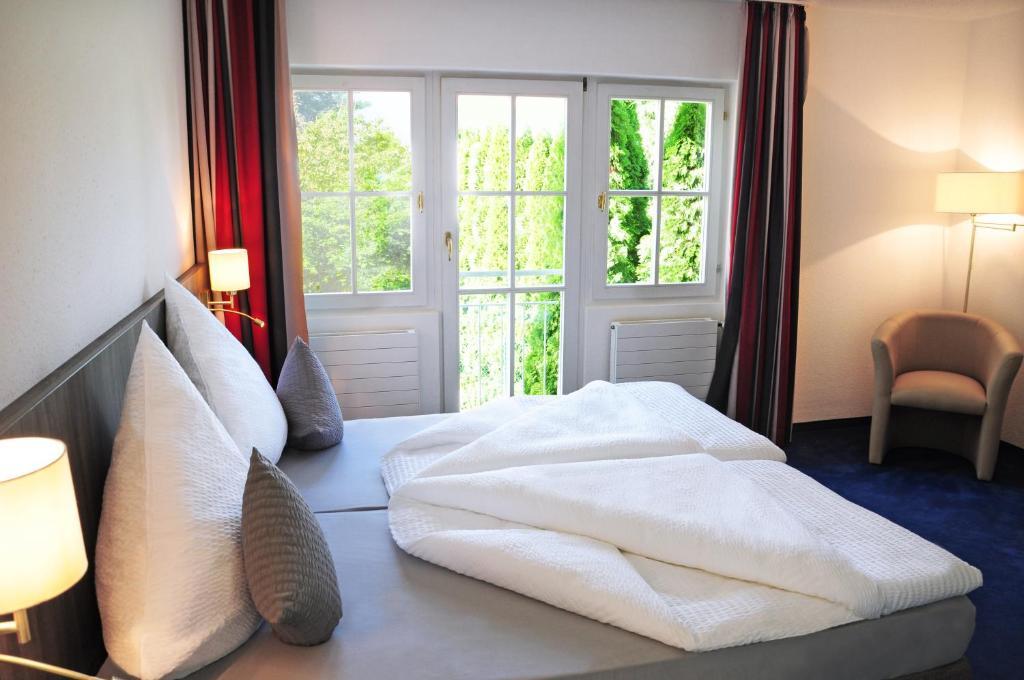 Hotel Krone Ueberlingen Am Ried Singen Eksteriør billede
