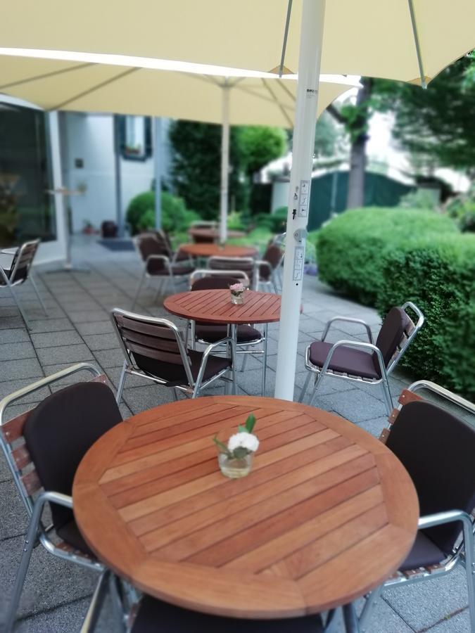 Hotel Krone Ueberlingen Am Ried Singen Eksteriør billede